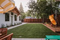 Sacramento Guest House w/ Patio ~ 5 Mi to Downtown
