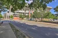 Cozy Auburn Studio < 1 Mile to University! - Kitchen