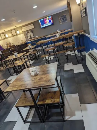 Greenfield Inn & Suites Elizabethtown, KY I65 Exit 94