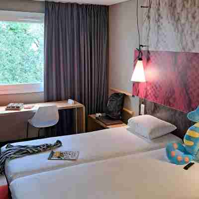 Hôtel Ibis Arcachon La Teste Rooms