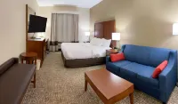 Wingate by Wyndham Clearfield Hotel a Lawrence Township