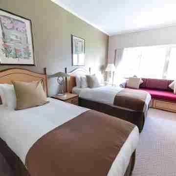 The Golden Jubilee Hotel Rooms