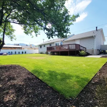 The Comfy Rambler- 6 bd 3 bath House