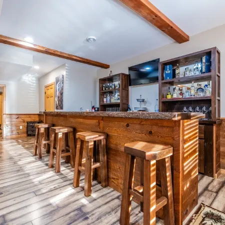 DEVILS LAKE ESCAPE -NEW OWNERS!!  SLEEPS 12 -8 BEDS WALK TO THE PARK