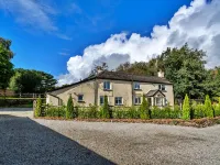 Heath Hills Hotels near Dartmoor Railway Association - (Okehampton,Station)