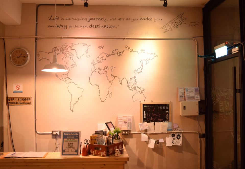 3. 레인62 호스텔..