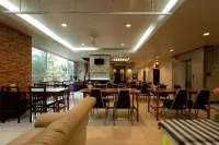 KM Kwanphayao Hotel - breakfast