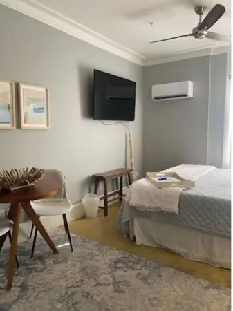 Cozy studio in the heart of Seaside walking distance to the beach