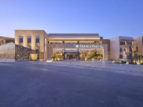 ดับเบิลทรีบายฮิลตันแมงโกรฟี่เอลกูน่ารีสอร์ท โรงแรมในฮูร์กาดา