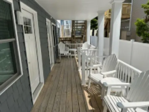 Safari Apartments