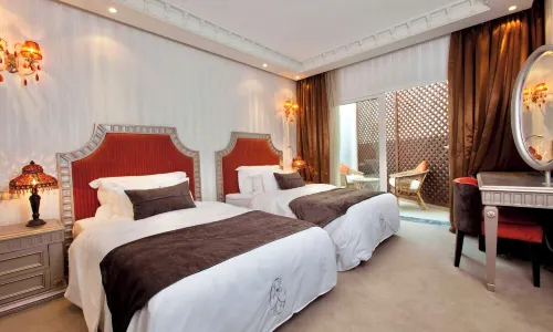 Art Palace Suites & Spa