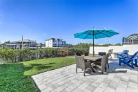Private Dock and Saltwater Pool Apollo Beach House