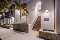 Casa Riviera, a ZenStay Hotel - balcone