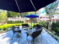 Wainscott Woods Retreat Hotels in Sag Harbor