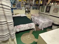 Charming baseball themed 2-story building with cable TV, wi-fi & stereo system.