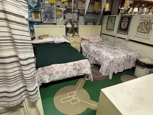 Charming baseball themed 2-story building with cable TV, wi-fi & stereo system.