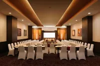 Solo Paragon Hotel & Residence Hotels in Banjarsari