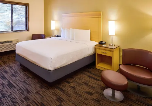Livinn Hotel Minneapolis South / Burnsville Hotels in Burnsville