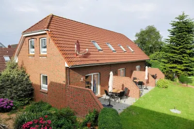 Terraced house 2 / guest house "zur alten Schmiede" Hotels near ev. luth. Heilig-Kreuz Kirche Pakens/Hooksiel