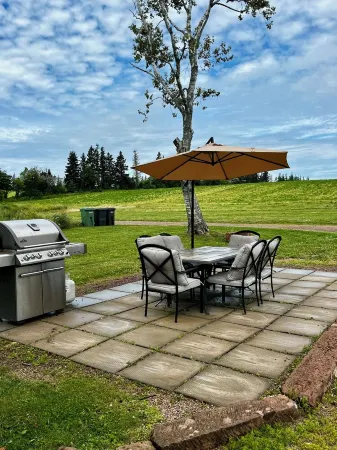 Completely renovated secluded 6 bedroom farmhouse in central PEI