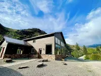 Elegant Cabin- Northfork Idaho Salmon River, Reunions, Secluded. Quiet. Views