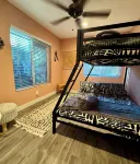 Charming 4-bedroom house with AC and WiFi in awesome Crestline