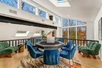 HUGE 5BR Private Pickleball, Basketball, Theater!