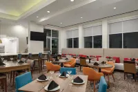 Hilton Garden Inn Allentown Bethlehem Airport - Bữa sáng