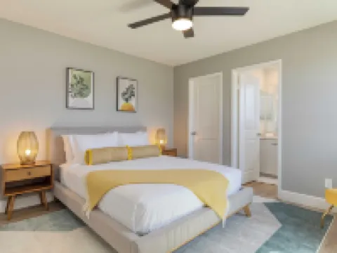 スリープス 16！プール オアシス ウィズ ゲームルーム、ホットタブ、ファイヤーピット デザート エデン by アヴァンステイ コーチェラのホテル