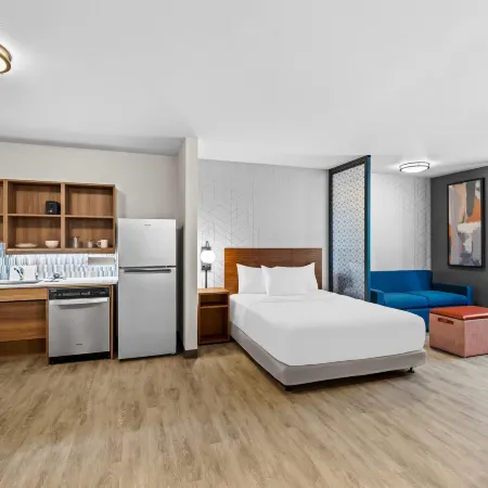 Everhome Suites Temecula