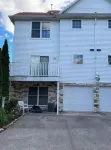 3 bed/3.5 bath Fish Creek Condo: walking distance to beach/parks, bars & dining