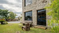 Cozy Ground Floor Studio at Praia do Rosa Prn0001 - 3-Star