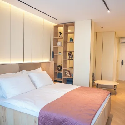 Guesthouse Sidro Hotels near Old Town