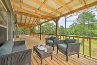 Updated Tuskahoma Cabin w/ Fire Pit & Deck! - Homestays