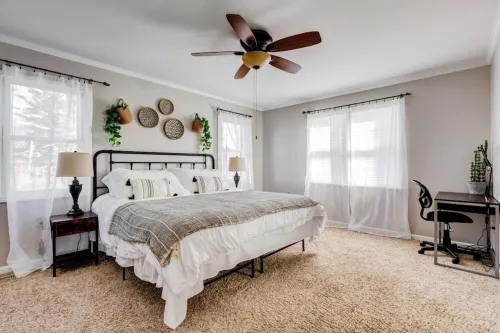 Blowing rock/mins to main st /pets/App Ski 3 miles