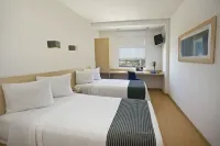 ワン アグアスカリエンテス スール のホテル