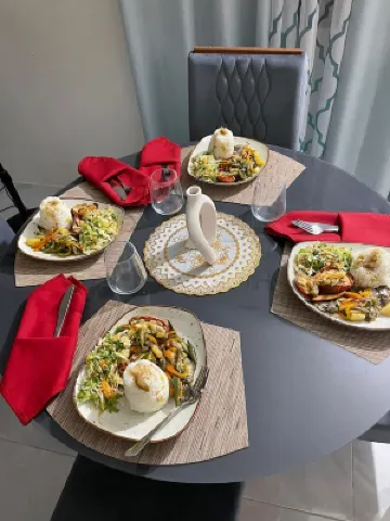 Charming 2-bedroom house with WiFi, AC in pleasant Discovery Bay Hoteles en Discovery Bay