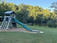 Walk to Wintergreen. Hot Tub. Hiking off Property. Cozy 4 BR home.