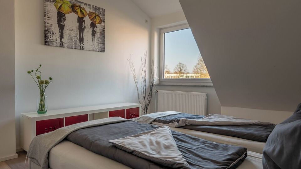 "Modern 2-room apartment in Troisdorf, centrally located - perfect retreat