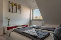 "Modern 2-room apartment in Troisdorf, centrally located - perfect retreat Hotels in Troisdorf