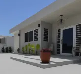 Aga House TU Casa EN PR  3 Cuartos, 2 Banos, Piscina, TV EN Cada Cuarto.