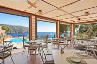 Bahía Suites Camp de Mar Hotels in Sant Elm