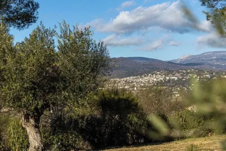 Architect designed villa with mirror pool and garden - Sérénité et Nature à Fayence