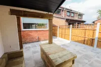 Family-Friendly Cosy Newly Renovated Home in Runcorn Cheshire Chester Liverpool Hotels in Runcorn