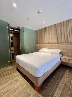 Beautiful LOFTbrand new apt in a central location in  delightful Cartagena Hotels in La Matuna