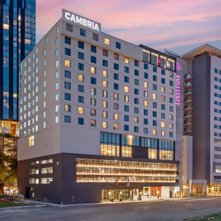 Cambria Hotel Austin Downtown