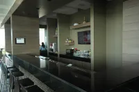Hampton Inn by Hilton Valledupar - Quầy bar