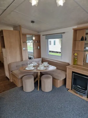 Beautiful Caravan Phoenix In St Margaret's Bay. Pet Friendly Отели в г. Дувр