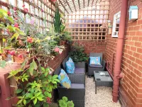 Sooty Babe colliery cottage.10 mins walk to beach and Castle Eden nature reserve Hotels in Hartlepool