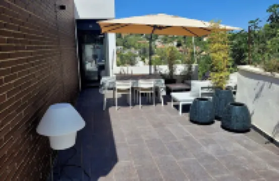 Villa with beautiful swimming pool